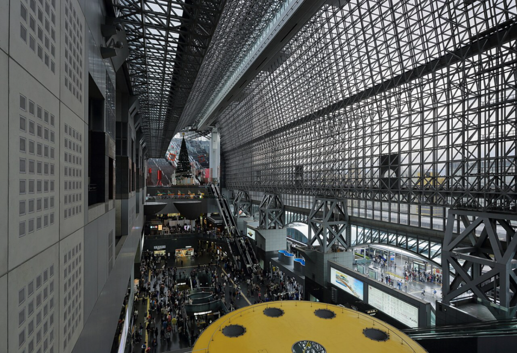 Kyoto Station November 2016 -02.jpg · 장소 참고 사진